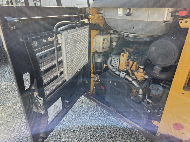 caterpillar-259d-image-27