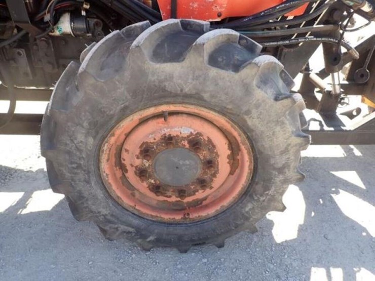 kubota-m7040d-image-52