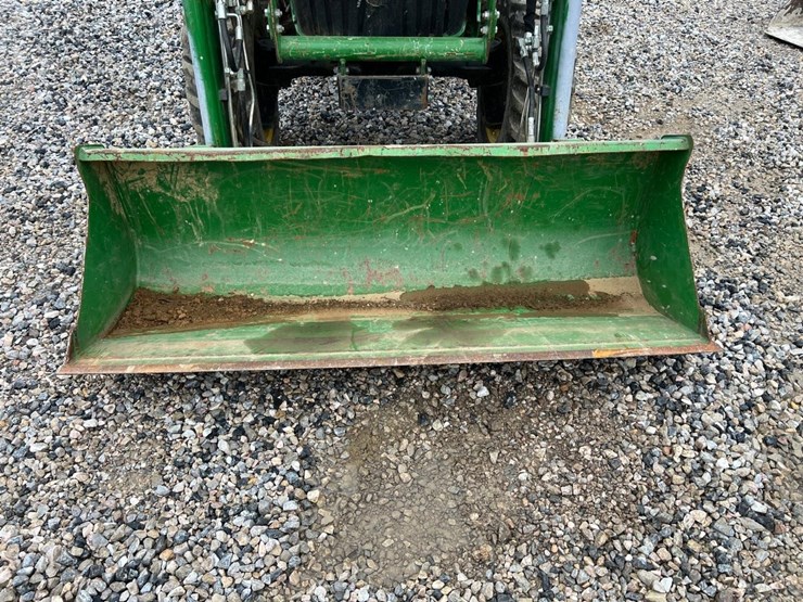 2021-john-deere-3025e-image-9