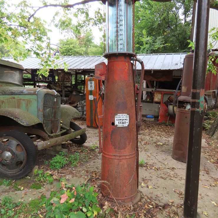 G&B Upright Visible 10 Gallon Gas Pump