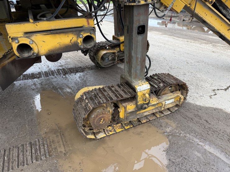 #1415-•-gomaco-gt3600-curb-machine-image-74