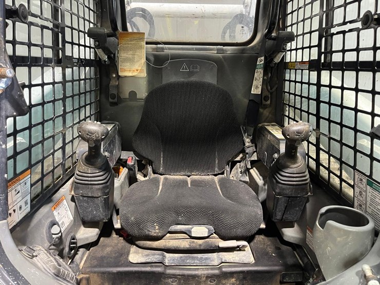 2019-bobcat-t870-image-21