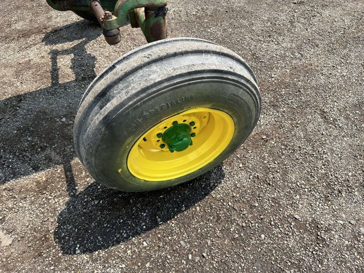 john-deere-2510-image-7