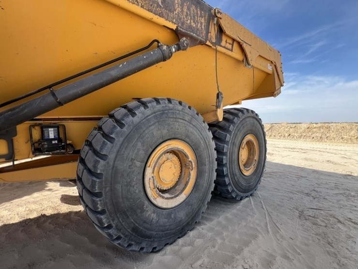 2021-volvo-a60h-image-7