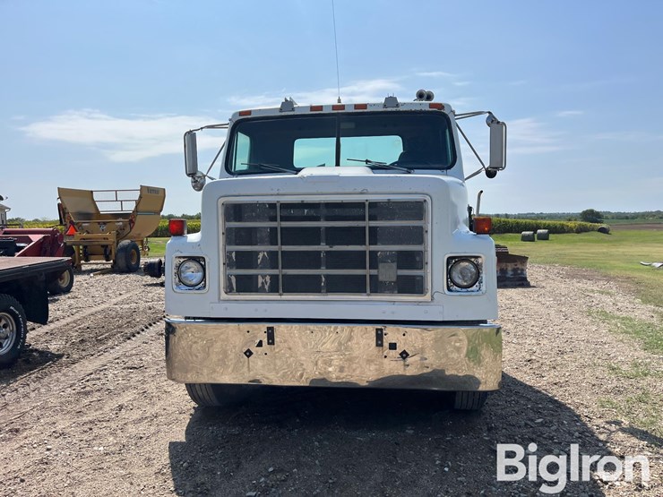 1984-cummins-855-image-2