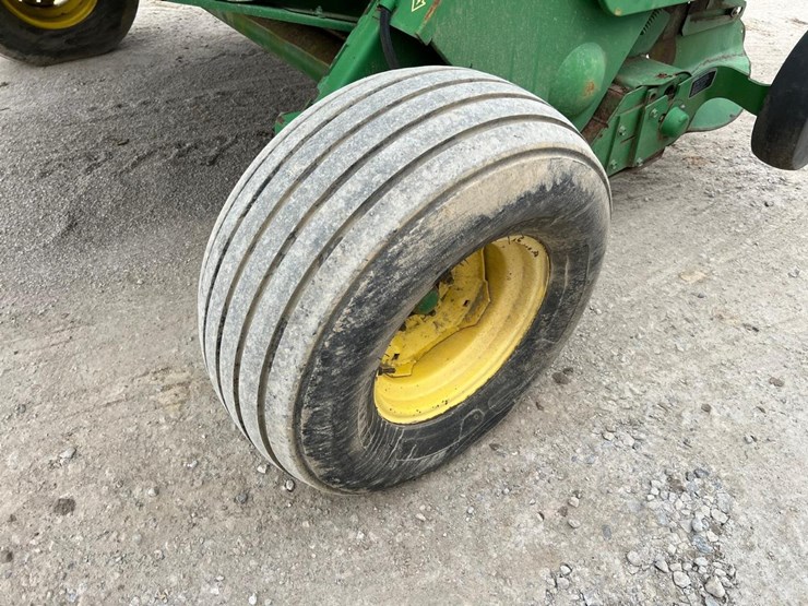 john-deere-567-image-22