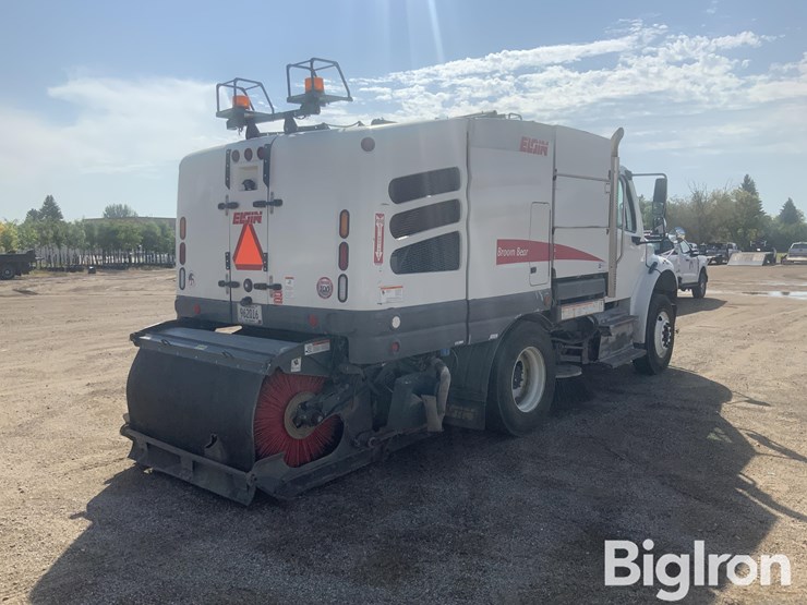 2015-elgin-broom-bear-image-5