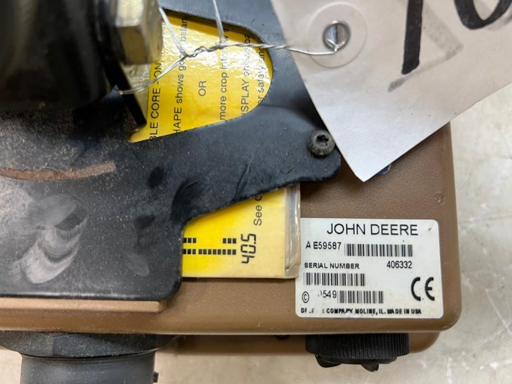 john-deere-567-image-28
