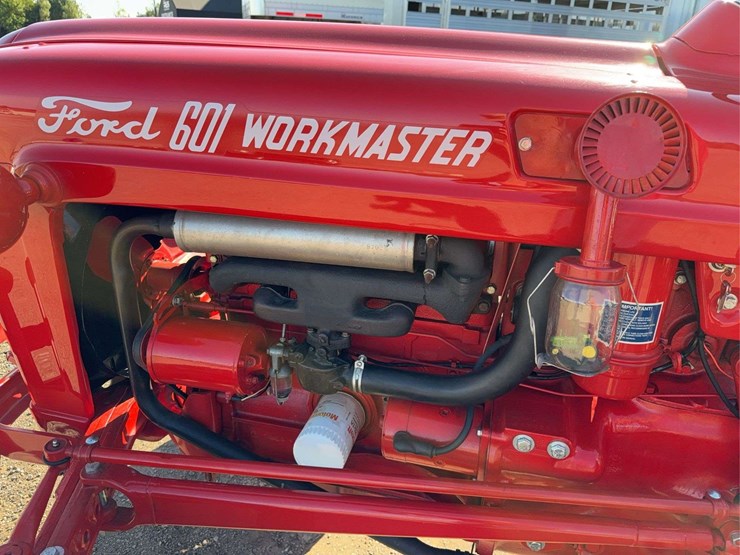 1961-ford-641-image-18