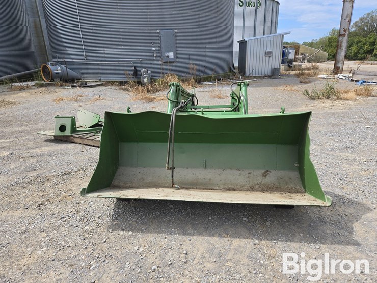 john-deere-148-image-2