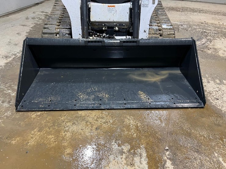 2022-bobcat-t770-image-9