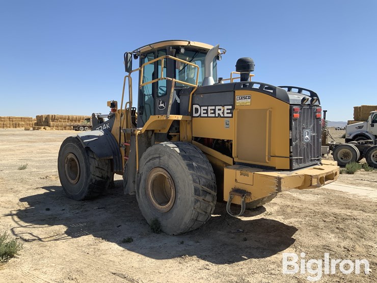 2012-deere-724k-image-7