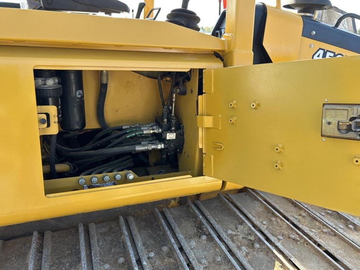 2003-deere-450h-image-33
