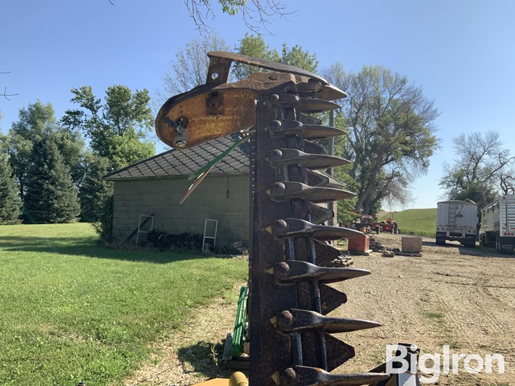 john-deere-350-image-19