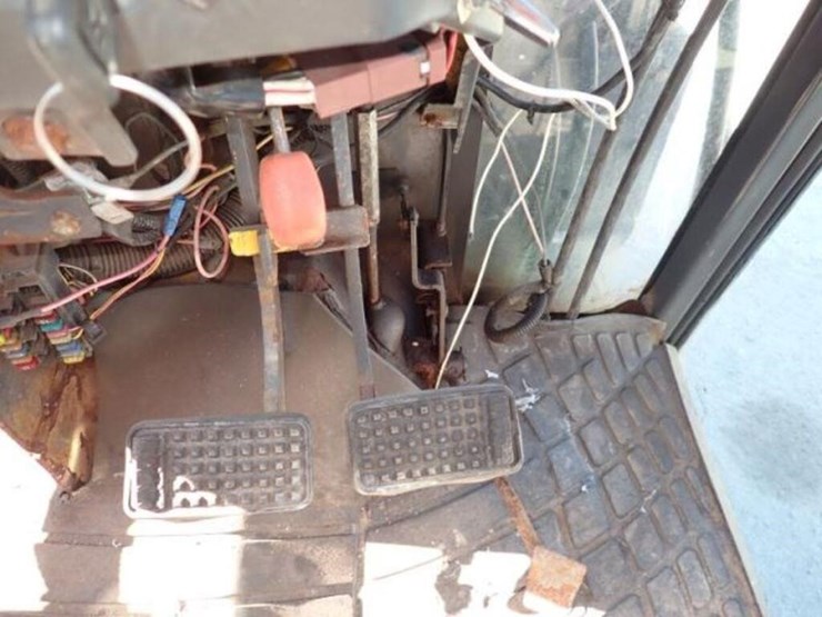 kubota-m7040d-image-18