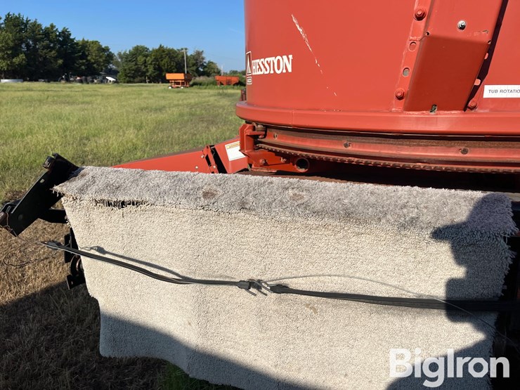 hesston-bp25-image-12