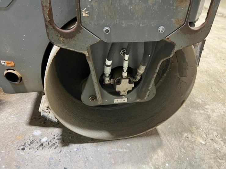2021-wacker-neuson-rd12a-90-image-16