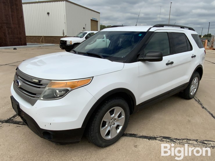 2014-ford-explorer-image-1