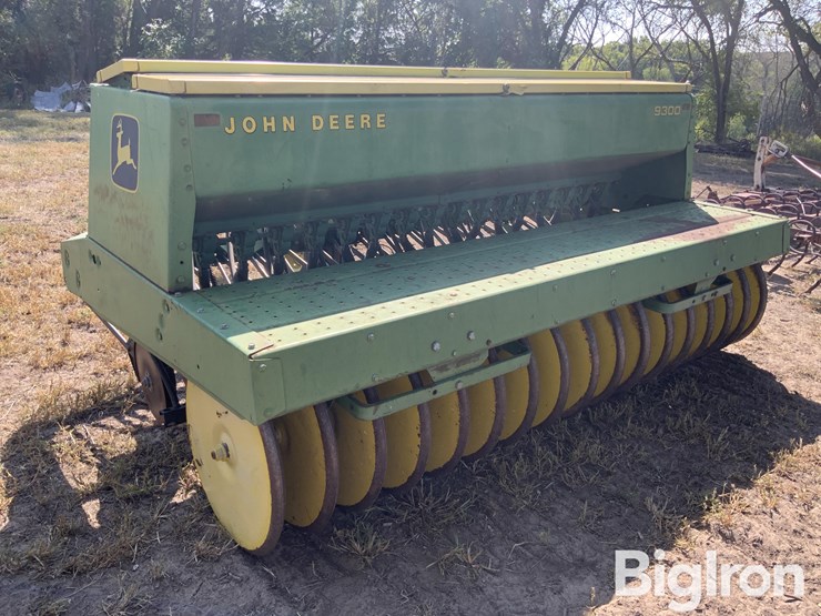 john-deere-9300-image-7