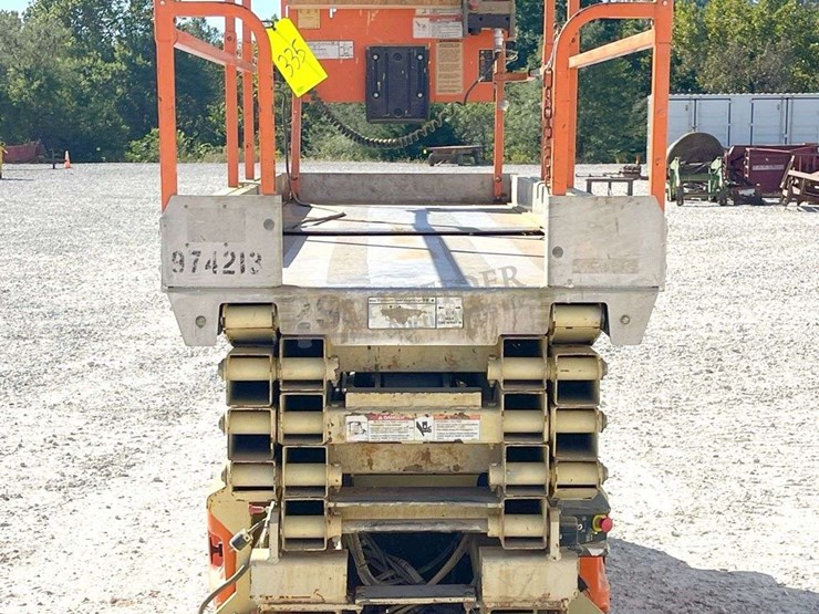 jlg-2646es-image-8