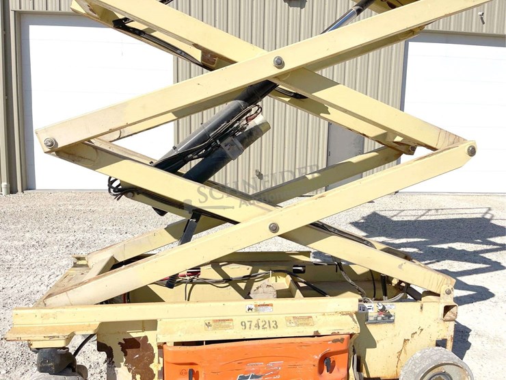 jlg-2646es-image-33
