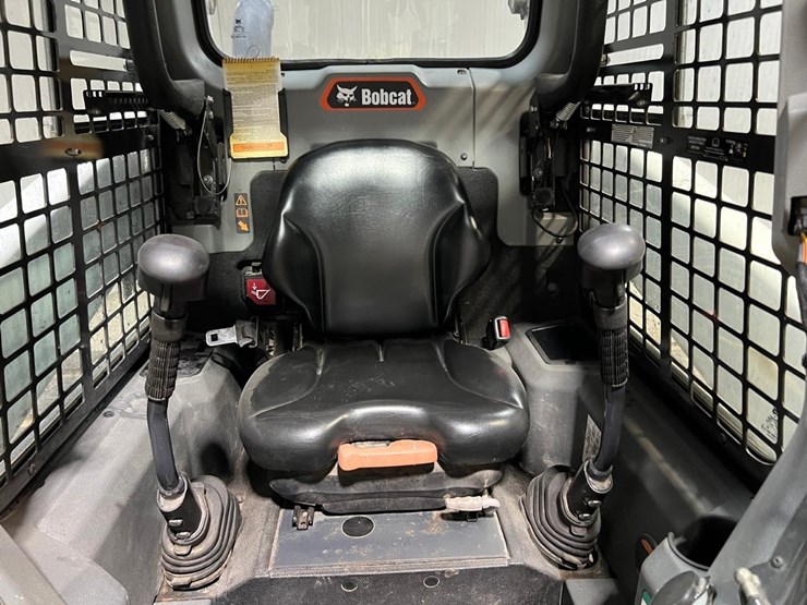 2022-bobcat-t66-image-54