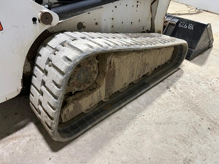 2006-bobcat-t250-image-17