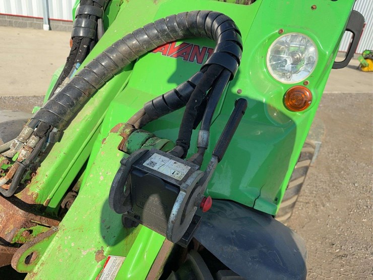 advant-528-wheel-loader-image-10