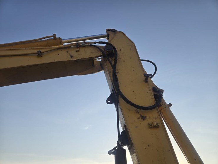 caterpillar-312-image-27