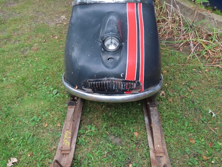 1969-scorpion-mark-ii-snowmobile-image-2