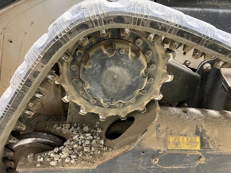 2021-bobcat-t76-image-19