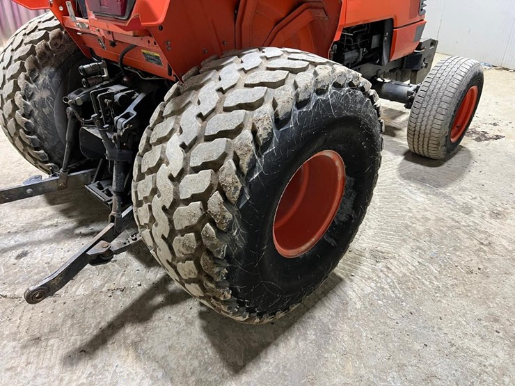 kubota-m5700-image-15