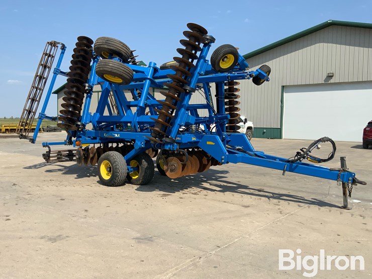2013-landoll-7431-26-image-3
