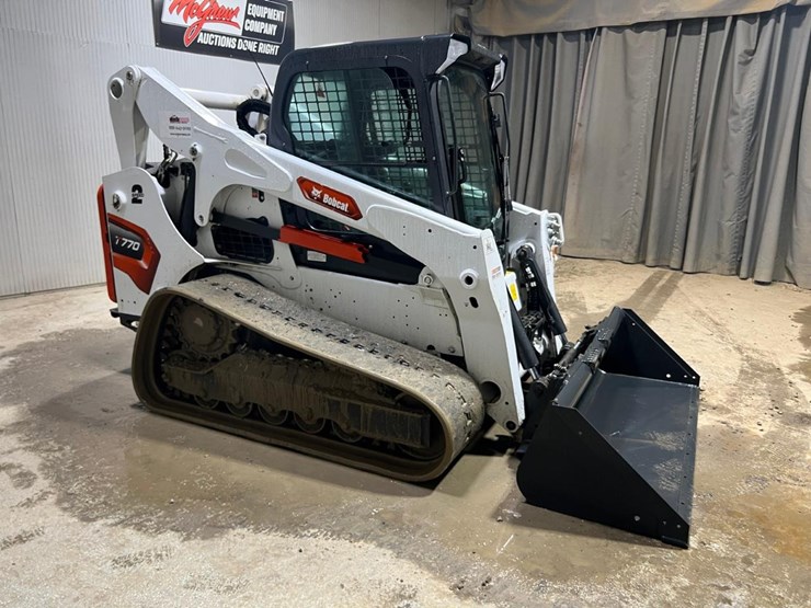 2023-bobcat-t770-image-6
