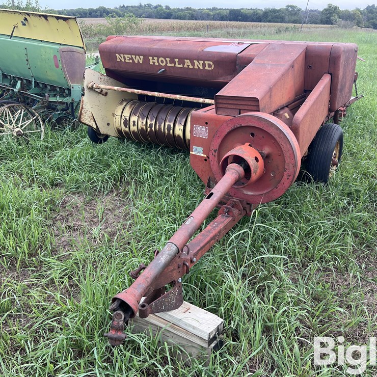 NEW HOLLAND 270