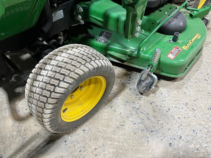 john-deere-1025r-image-13