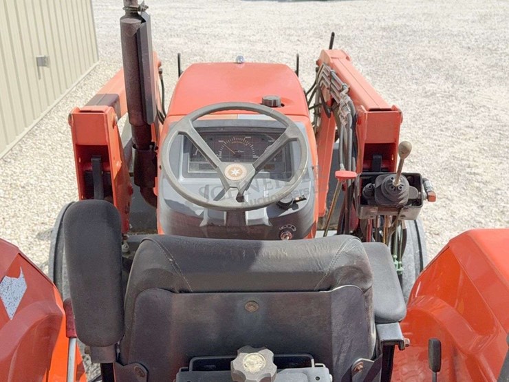 kubota-m4700-image-27