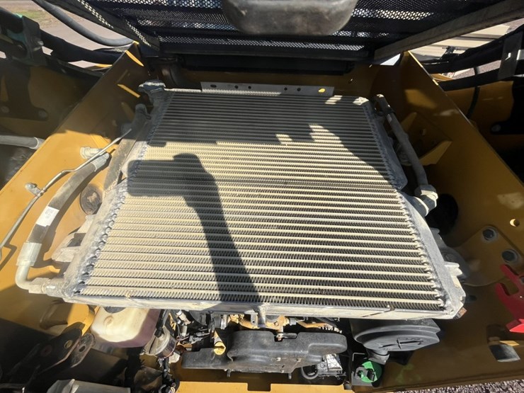 2012-caterpillar-272d-image-31