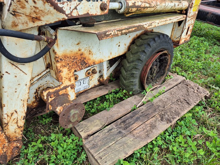 bobcat-310-image-4