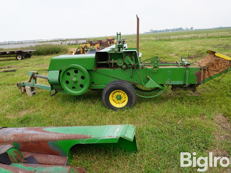 1980-john-deere-336-image-8