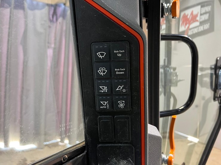 2023-bobcat-t66-image-63