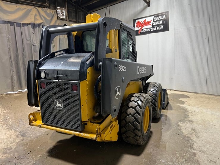 deere-332e-image-5