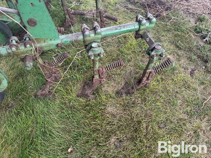 john-deere-36-image-19