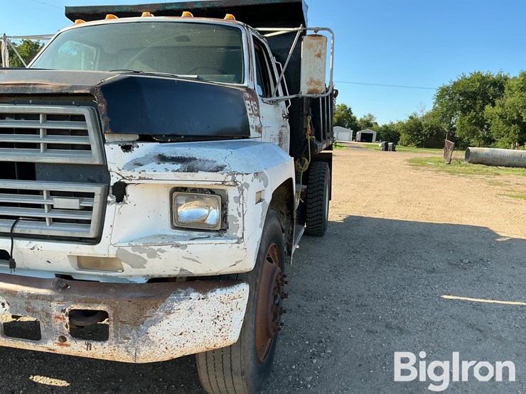 1990-ford-f700-image-9