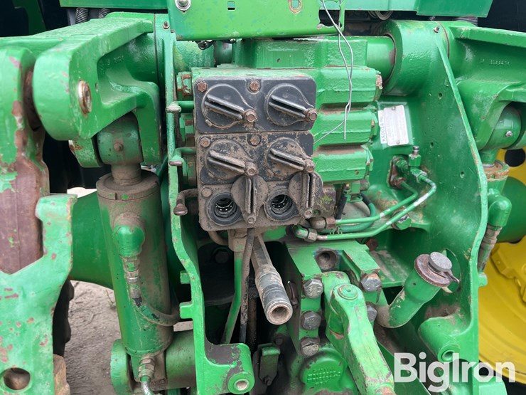 1995-john-deere-8100-image-11
