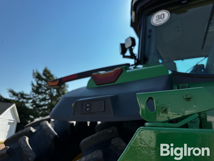 2023-john-deere-8r-370-image-14