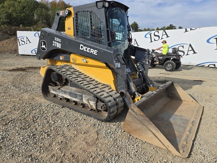 deere-331g-image-7