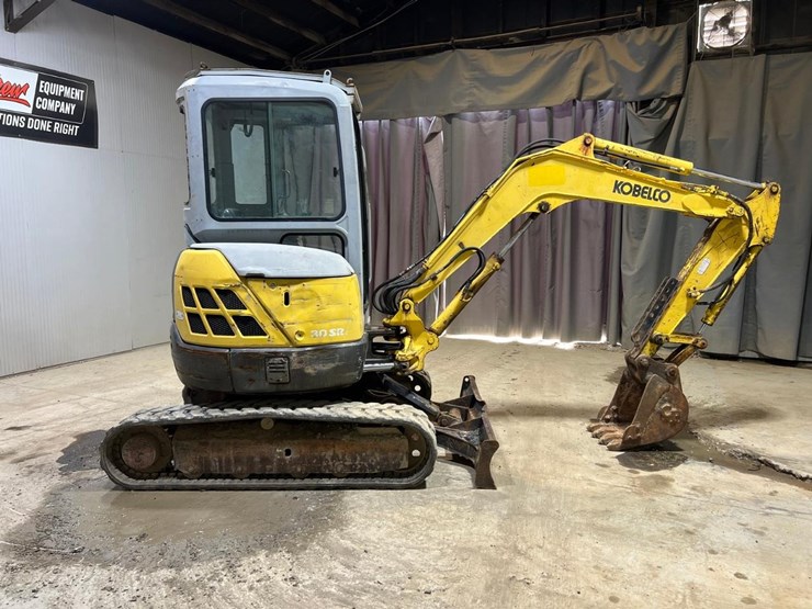 2002-kobelco-sk30sr-image-7