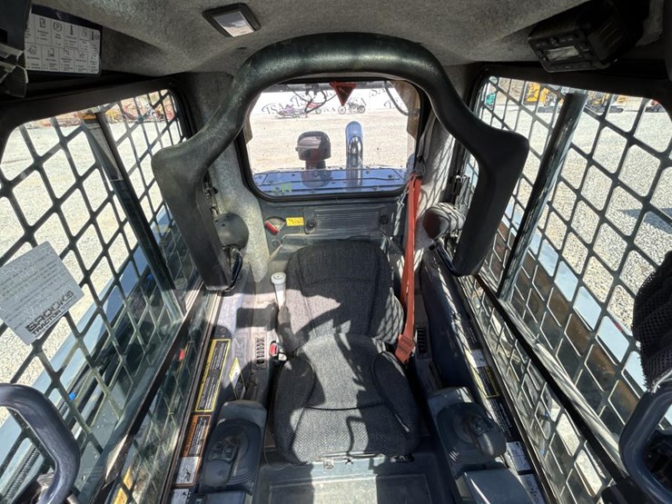 deere-333g-image-51