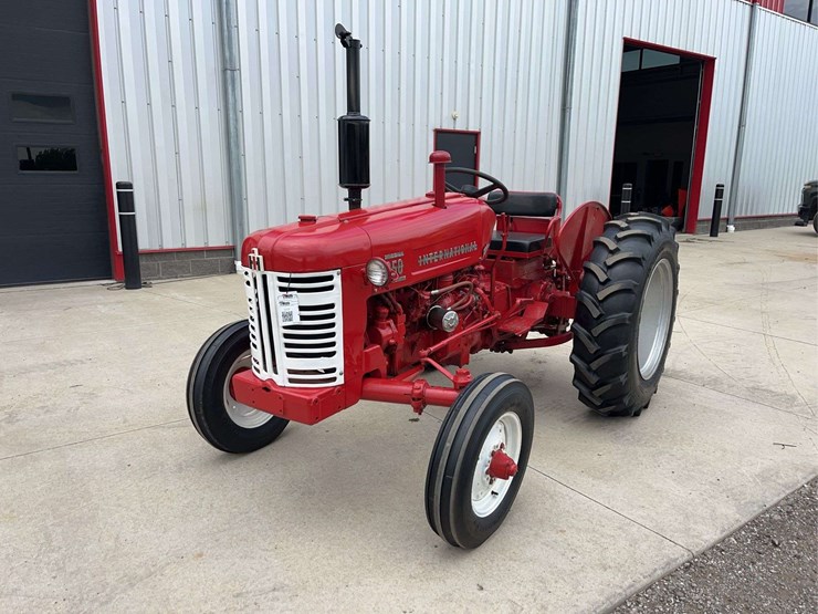 1953-international-350-image-2